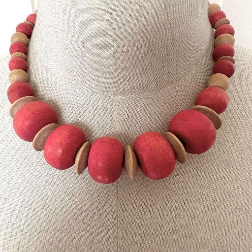 Pink and tan beaded necklace